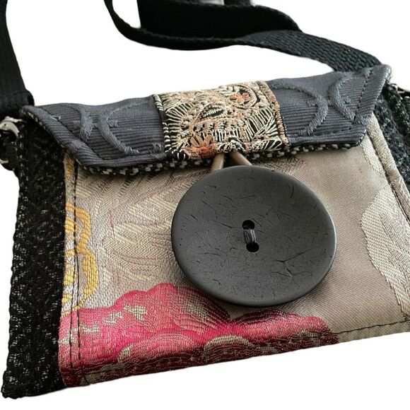 MJcK Designs Janet McKinstry upcycled boho crossbody bag adjustable strap clutch - Picture 2 of 6